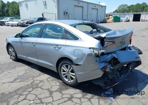 2015 Hyundai Sonata Se z USA, uszkodzony, nr VIN 5NPE24AF3FH016800